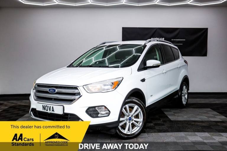 2017 Ford Kuga 2.0 TDCi EcoBlue Zetec SUV 5dr Diesel Manual AWD Euro 6 (s/s) (150 ps) HATCHBACK D...