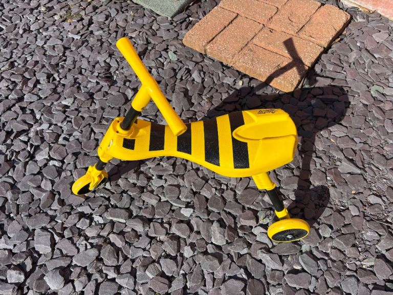 Bumblebee Scuttlebug