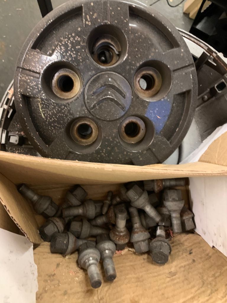 Job lot Set of five 215 70 15 Citroen Relay five stud van steel wheels, tyres, trims & nuts