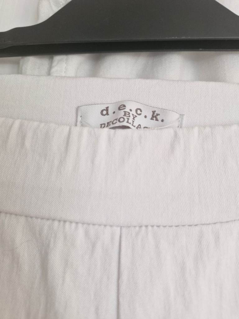 White stretch trousers