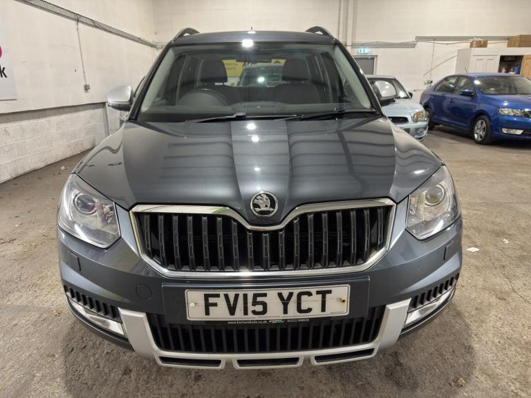 SKODA YETI 2.0 TDI Elegance 2015