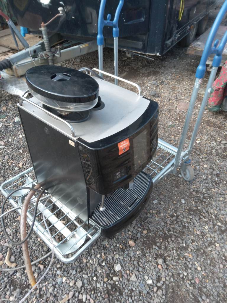 Catering equipment commercial Bean to cup espresso coffee machine trailer restaurant kitchen item 