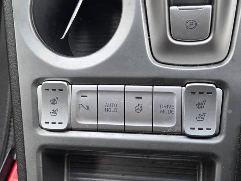 2019 Hyundai KONA 64kWh Premium SE SUV 5dr Electric Auto (7kW Charger) (204 ps) HATCHBACK ELECTRI...