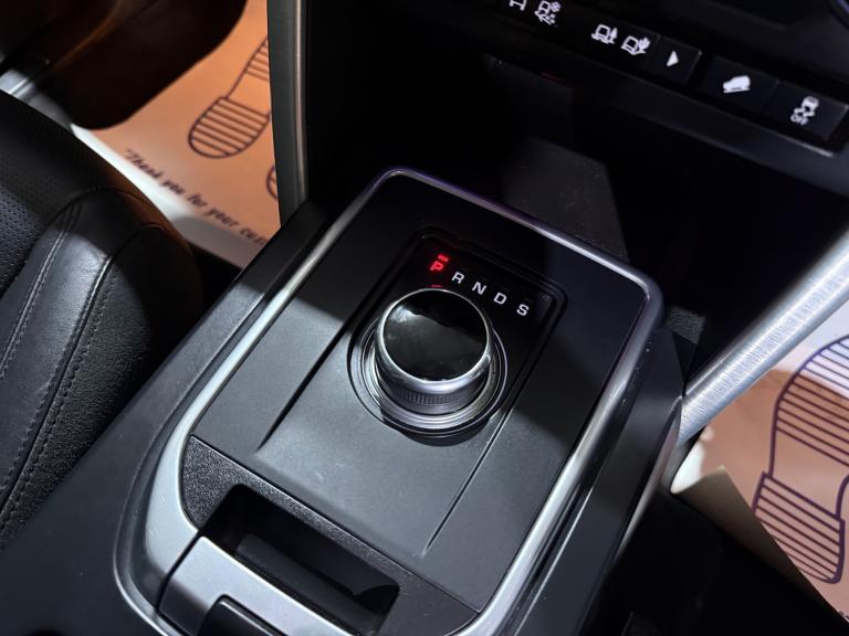 2016 Land Rover Discovery Sport 2.0 TD4 HSE Luxury SUV 5dr Diesel Auto 4WD Euro