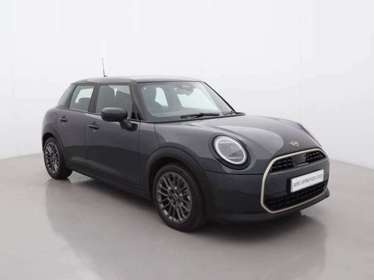MINI COOPER 1.5 C Exclusive 5dr Auto