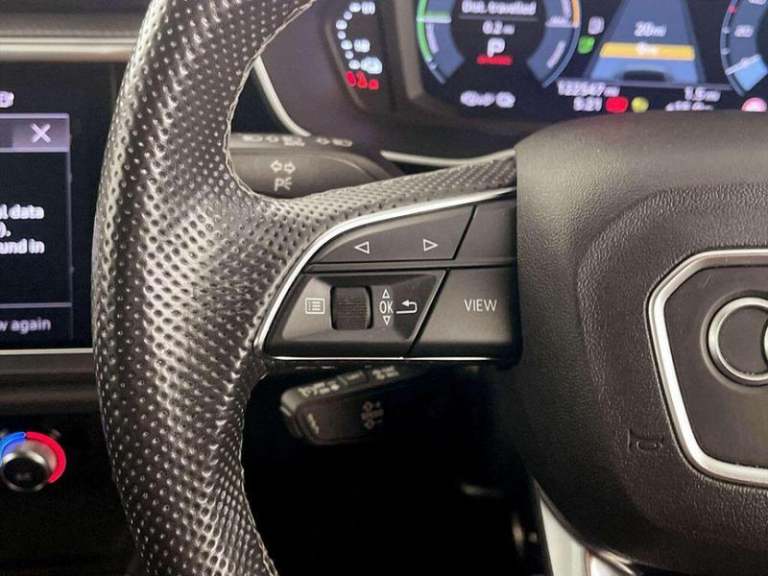 2021 Audi Q3 1.4 TFSIe 45 S line S Tronic Euro 6 (s/s) 5dr 13kWh Automatic SUV Hybrid Automatic