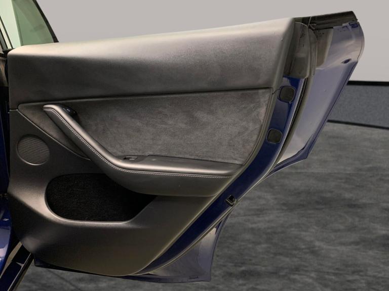 2022 Tesla Model Y RWD 5dr Auto MPV ELECTRIC Automatic