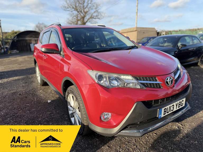  Toyota RAV4 2.2 D-CAT Invincible Auto 4WD Euro 5 5dr Diesel Automatic