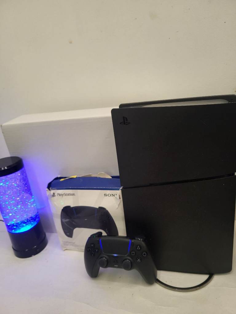 Ps5 slim digital 2tb with box 