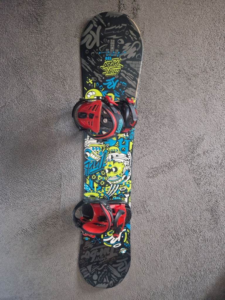 K2 Mini Shred 130cm Snowboard and Bindings 