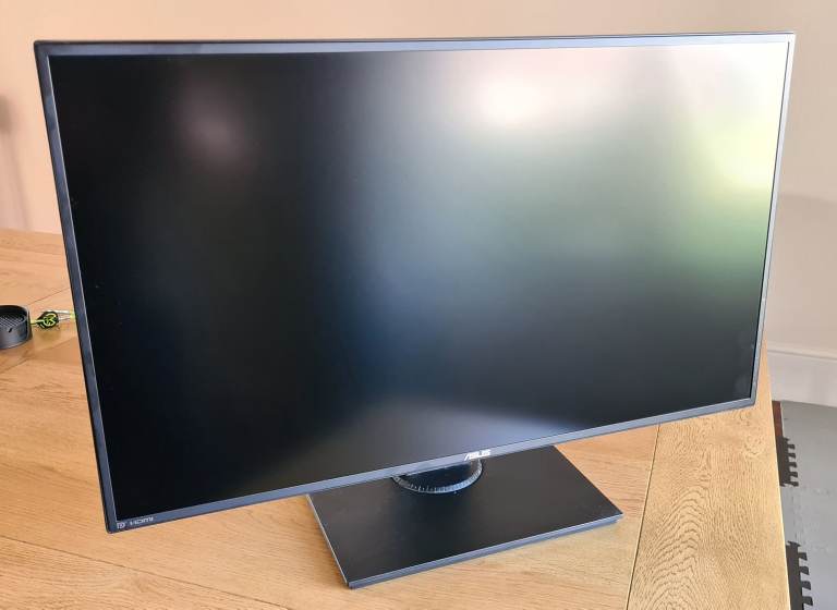ASUS 32" LED monitor - PB328Q WQHD - Excellent Condition, collection only