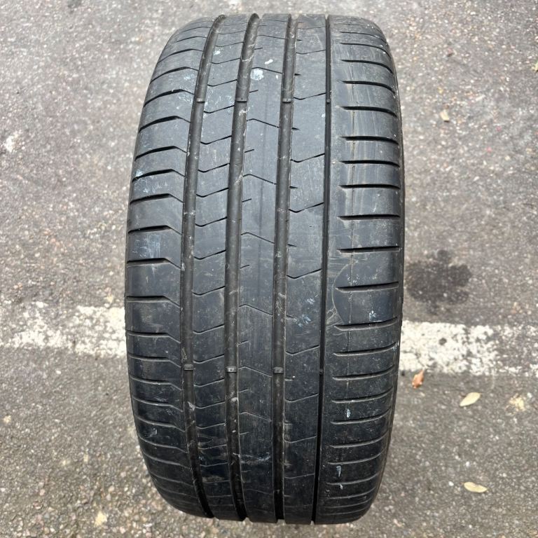 1x single used 255/35/19 Pirelli PZero bmw run flat Partworn tyre