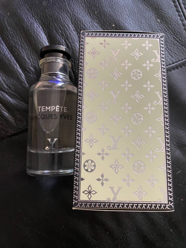mens cologne like LV 