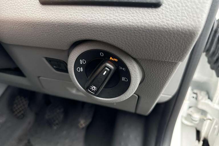 2024 Volkswagen Transporter 2.0 TDI 150 Highline Kombi Van WINDOW VAN DIESEL Manual