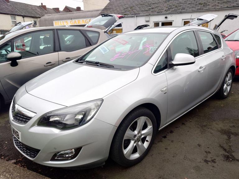 2012 Vauxhall Astra 1.6 16v SRi Euro 5 5dr HATCHBACK Petrol Manual