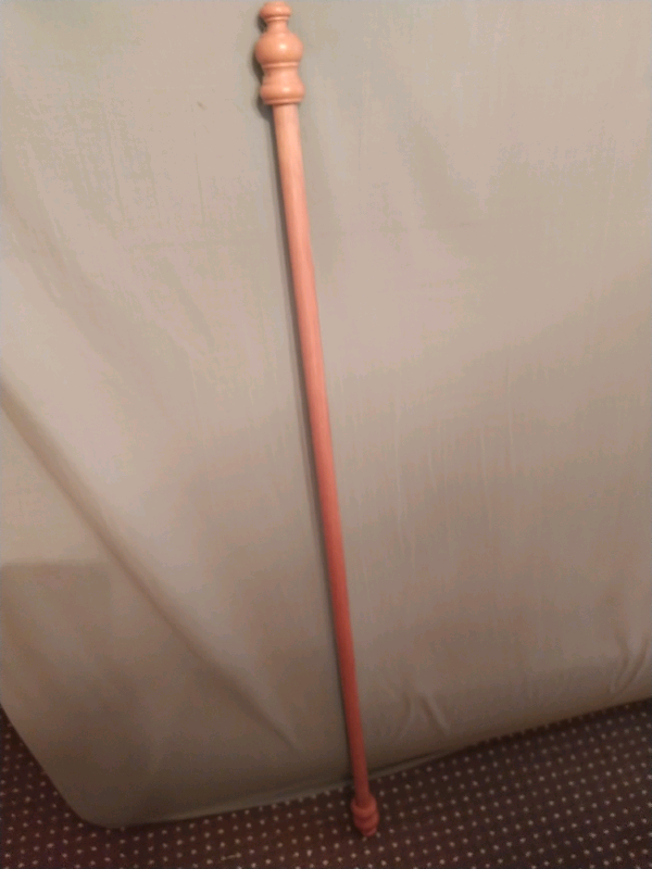 Beech/Pine Curtain Pole 