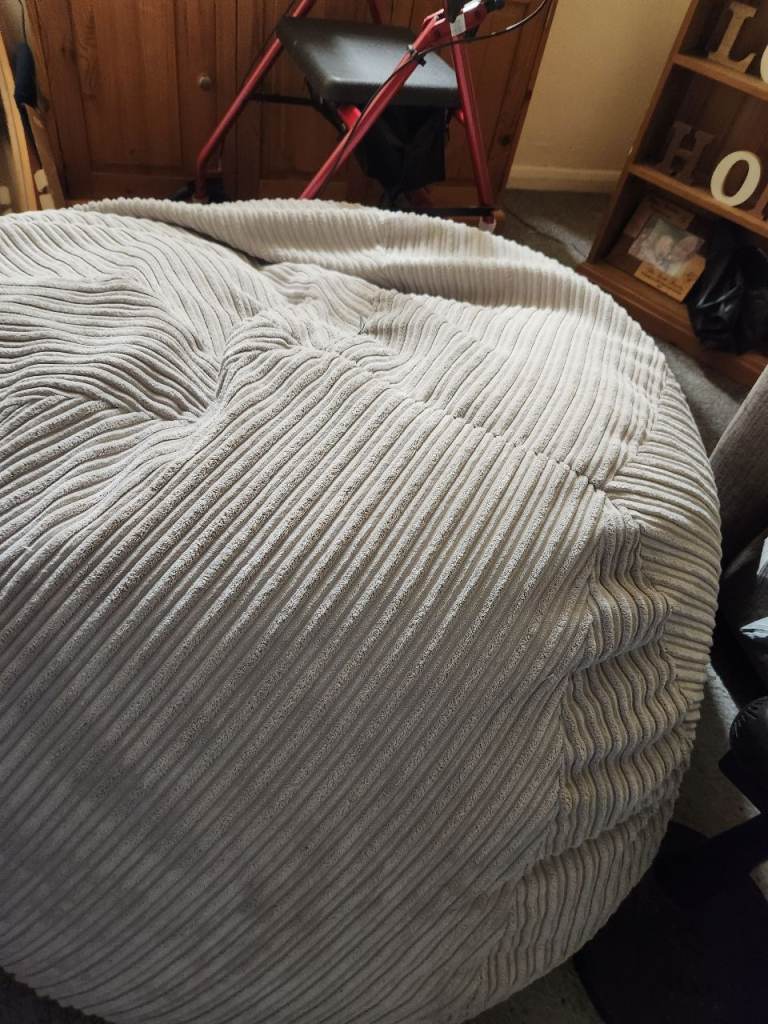 Large Grey Corduroy Bean Bag – Good Condition
