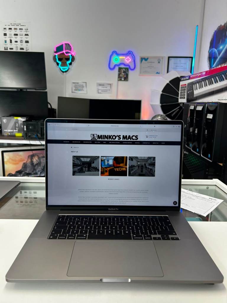 Apple MacBook Pro 16" | Intel Core i9 | 16GB RAM  | 1TB SSD | Creative Suite Installed | Shoreditch
