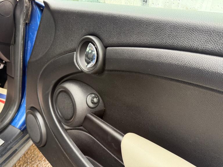 2013 MINI Hatch 1.6 Cooper 3dr HATCHBACK Petrol Manual