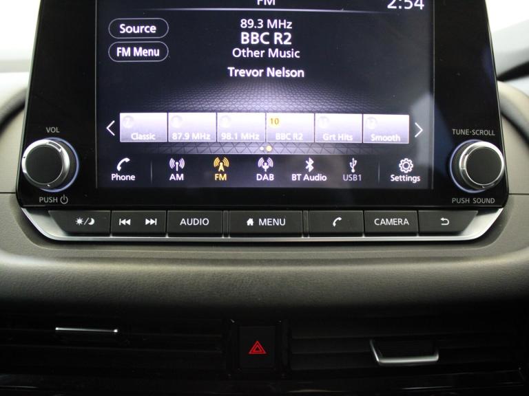 2022 Nissan Qashqai 1.3 DiG-T MH 158 Acenta Premium 5dr Xtronic Crossover/SUV PETROL Automatic