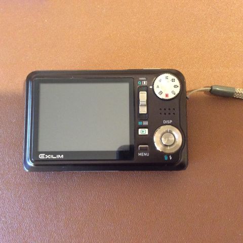 Casio Exilim EX-V7 Digital Camera with Charging dock & Accessories