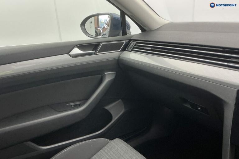 2021 Volkswagen Passat 2.0 TDI EVO SCR SE Nav 5dr ESTATE DIESEL Manual