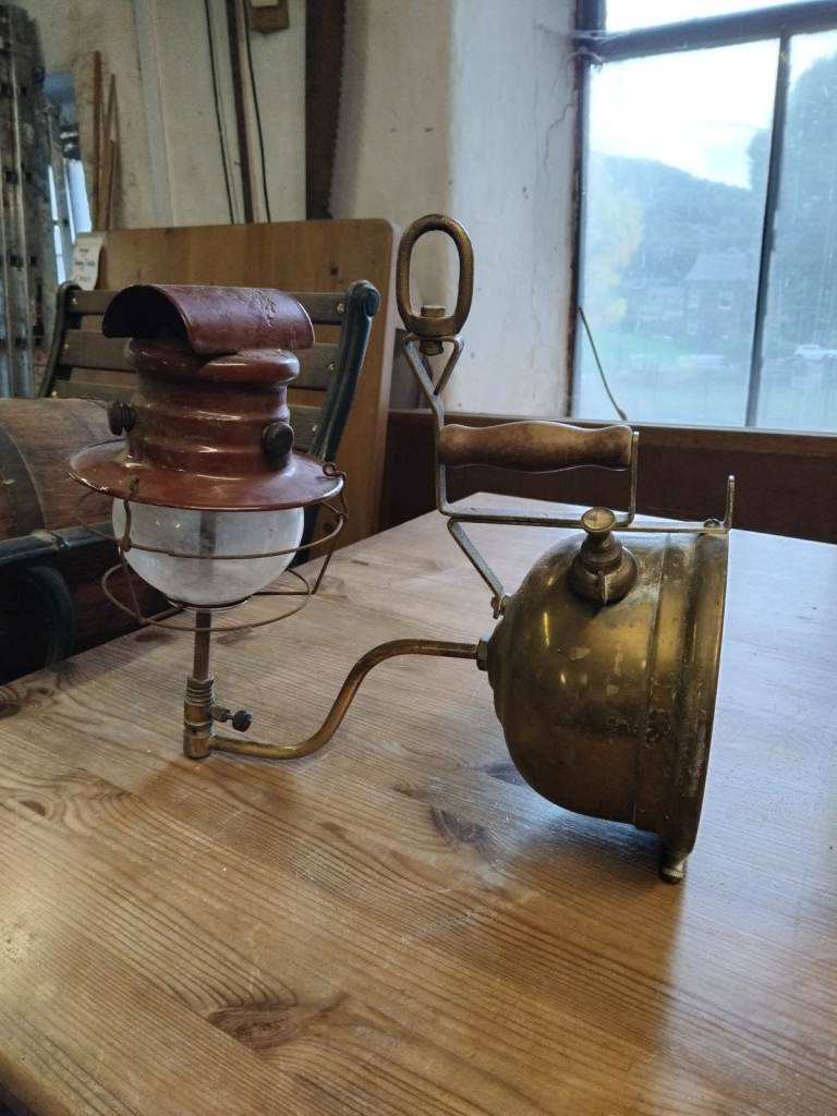 Military tilley lamp
