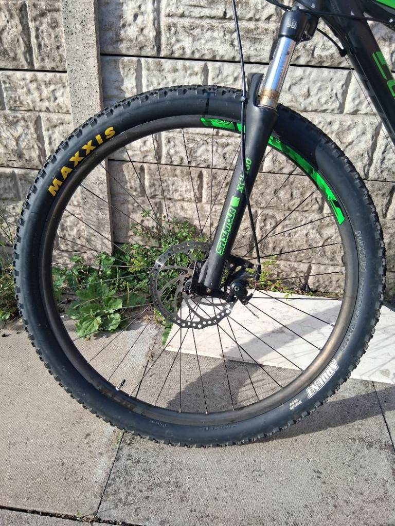 Carrera Mountain Bike 18" Frame – Black and Green, Good Condition