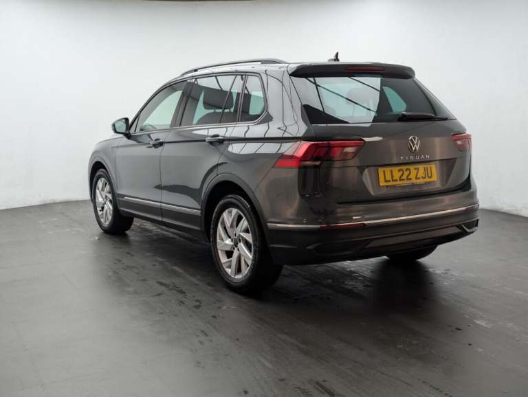 2022 Volkswagen Tiguan 1.5 TSI Life SUV 5dr Petrol DSG Euro 6 (s/s) (150 ps) PARKING SENSORS+LANE...