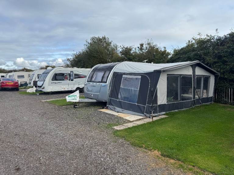 Excellent Condition Adria Adora 613UT Thames