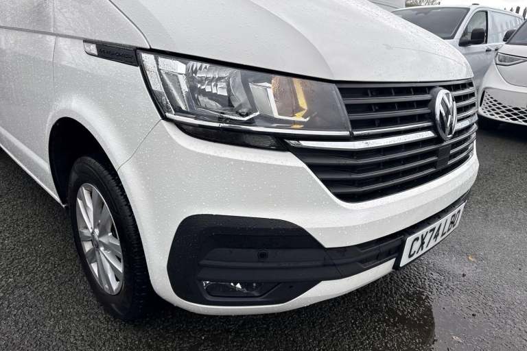 2024 Volkswagen Transporter 2.0 TDI 150 Highline Kombi Van WINDOW VAN DIESEL Manual