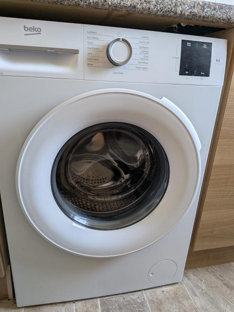 Beko Washing Machine - White, Good Condition