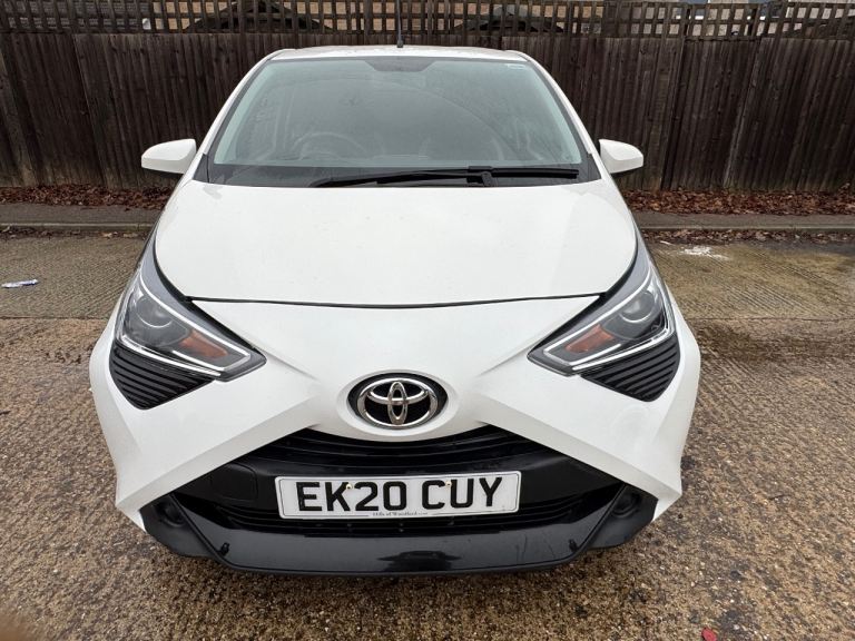 Toyota, AYGO, Hatchback, 2020, Semi-Auto, 998 (cc), 5 doors