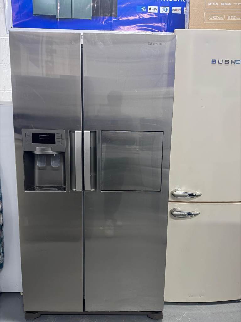 Samsung 519L American Style Fridge Freezer 