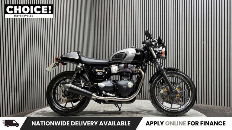 Triumph Street 900 2018 ONLY 7K LONG MOT MODERN RETRO 900CC