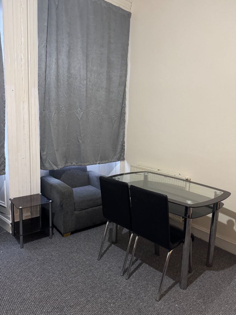 Large spacious double room