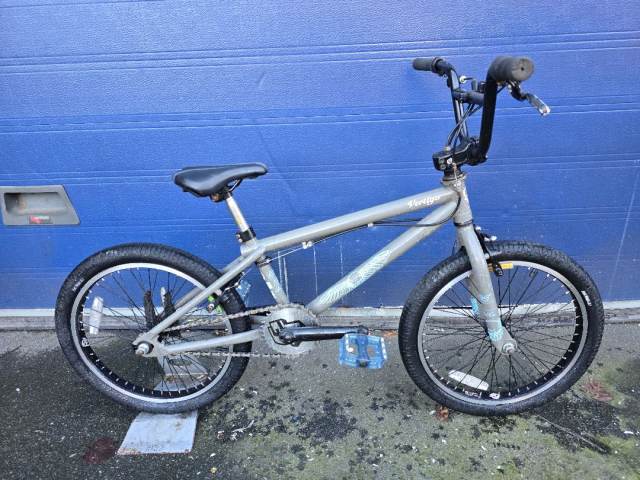 BMX bike GT VERTIGO Wheels 20