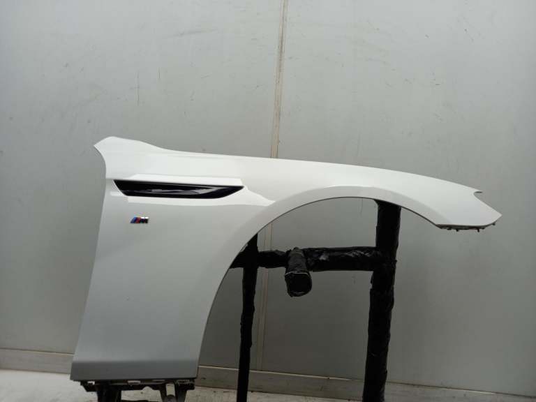 Bmw 6 Series Right Front Wing O/S 2011-2018 Alpinweiss Iii (300) 2 Door Coupe