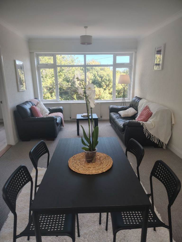 Lovely 2 double  bed flat , topsham road