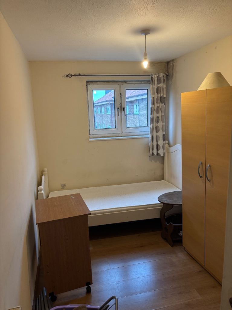 Single room to rent