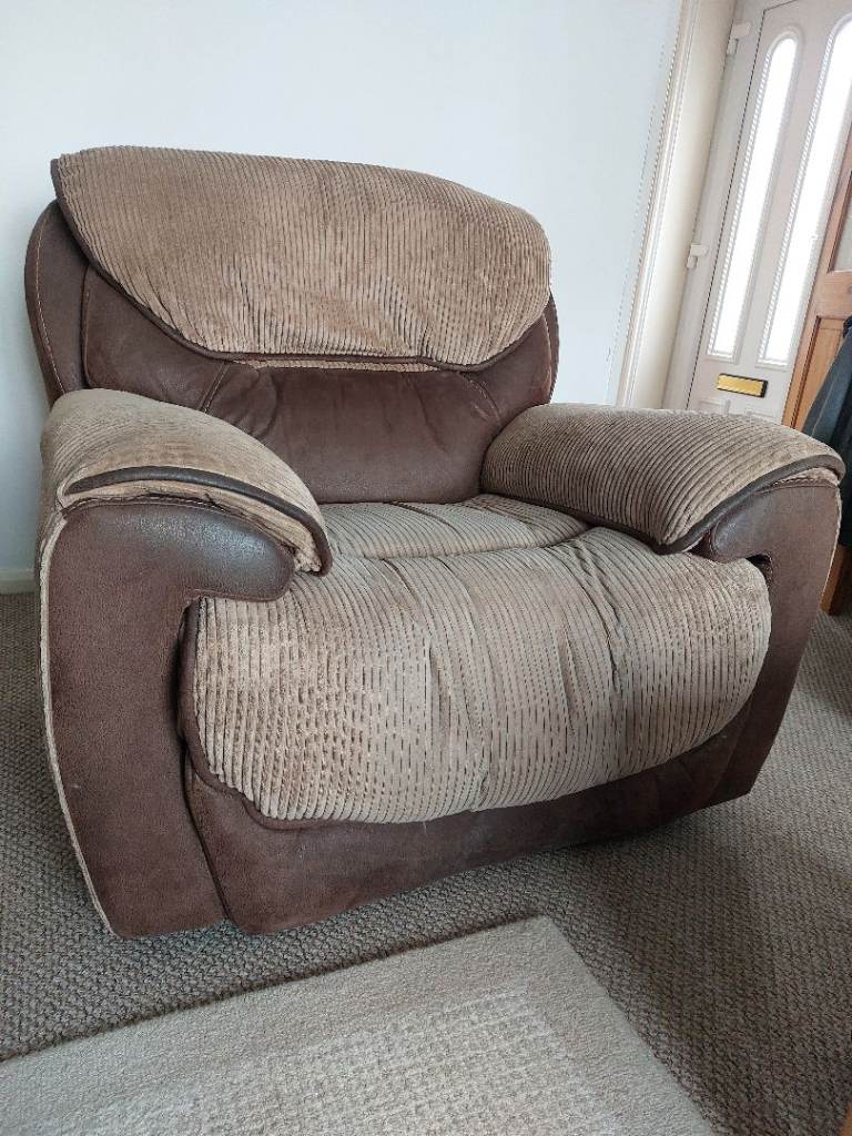 Reclining armchair 
