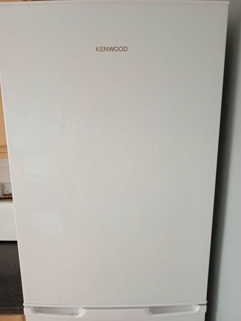 Fridge freezer 