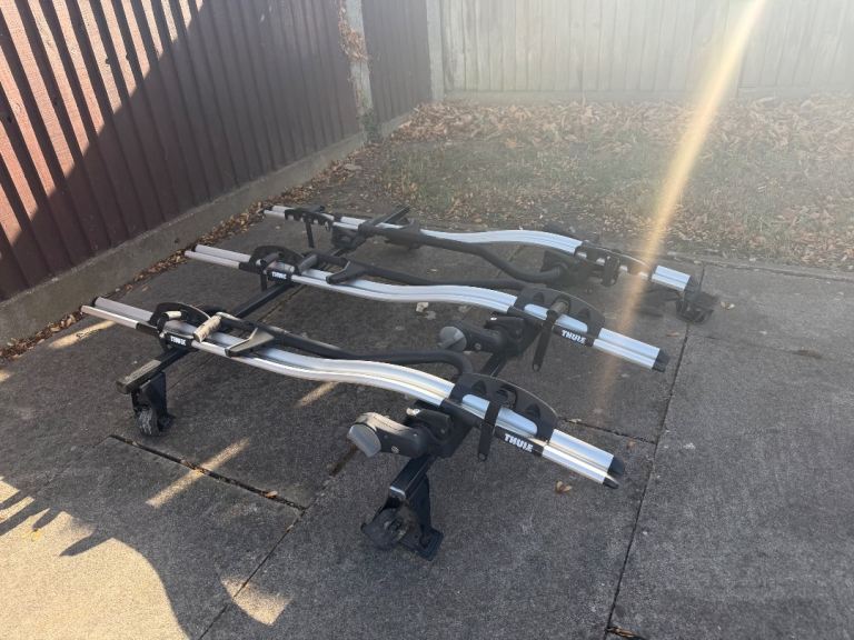 Thule car roof bike rack 