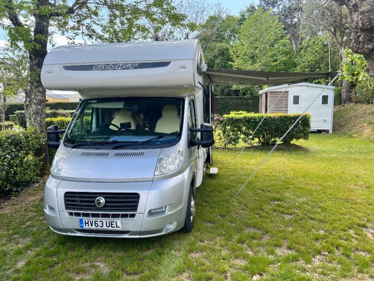 Swift lifestyle 6 berth motorhome 6 seat belts, bunks