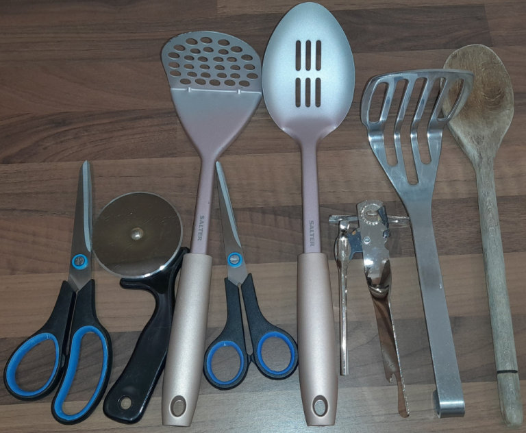 8 x Kitchen Utensils. £11.50 for set or sold separately. Prices in Description. Salter Ombré Pink.