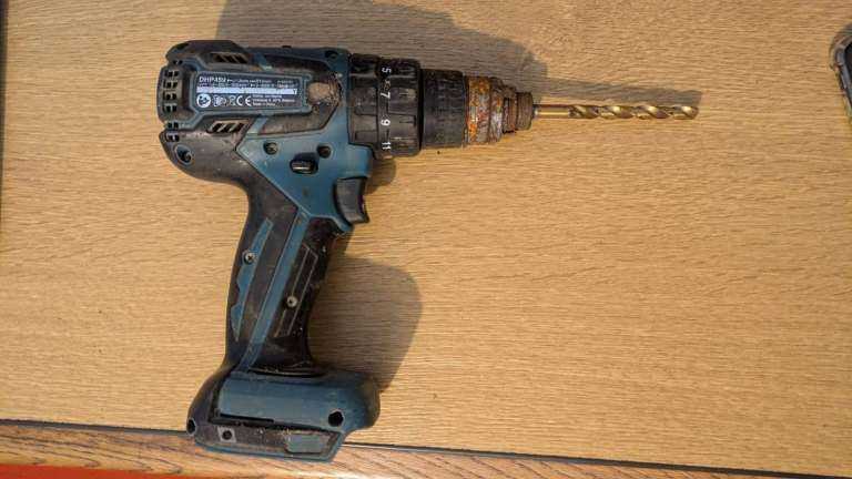 Makita DHP459 cordless 18V LXT brushless hammer driver drill