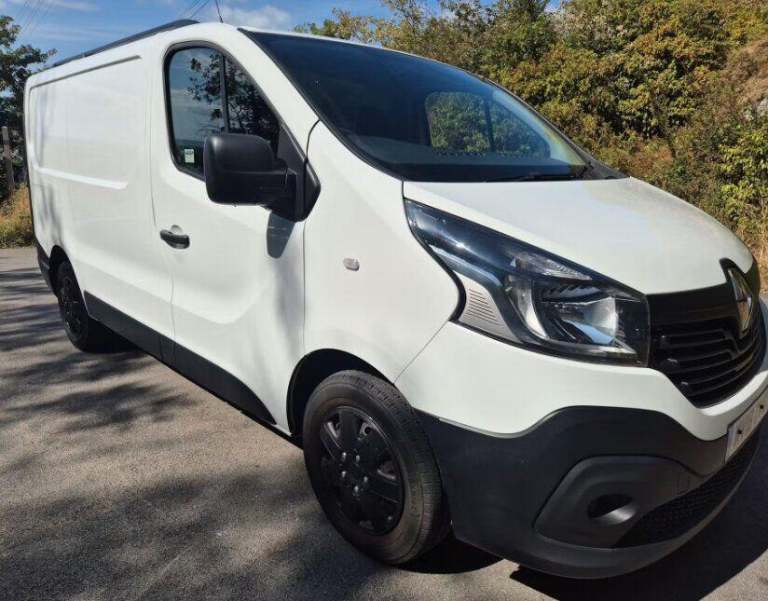 Renault Trafic 1.6 dCi 29 Business SWB Standard Roof Euro 6 5dr Diesel Manual
