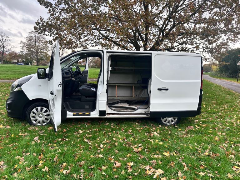 Vauxhall, VIVARO, Panel Van, 2014, Manual, 1598 (cc)