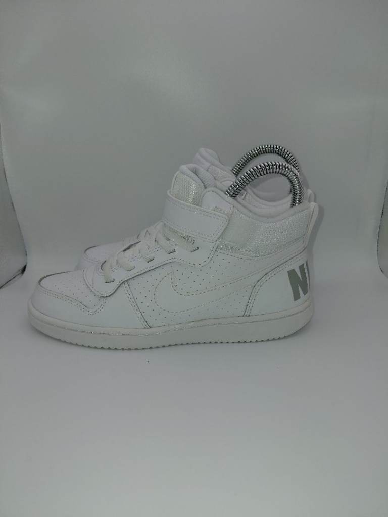 Nike court borough mid in white size 1.5 brand new