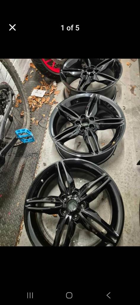 Ford Kuga 19" alloy wheels